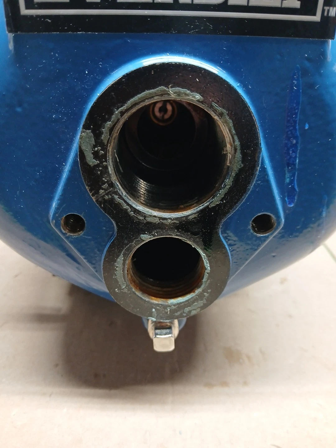 Everbilt 1 HP Professional Convertible Jet Pump Used