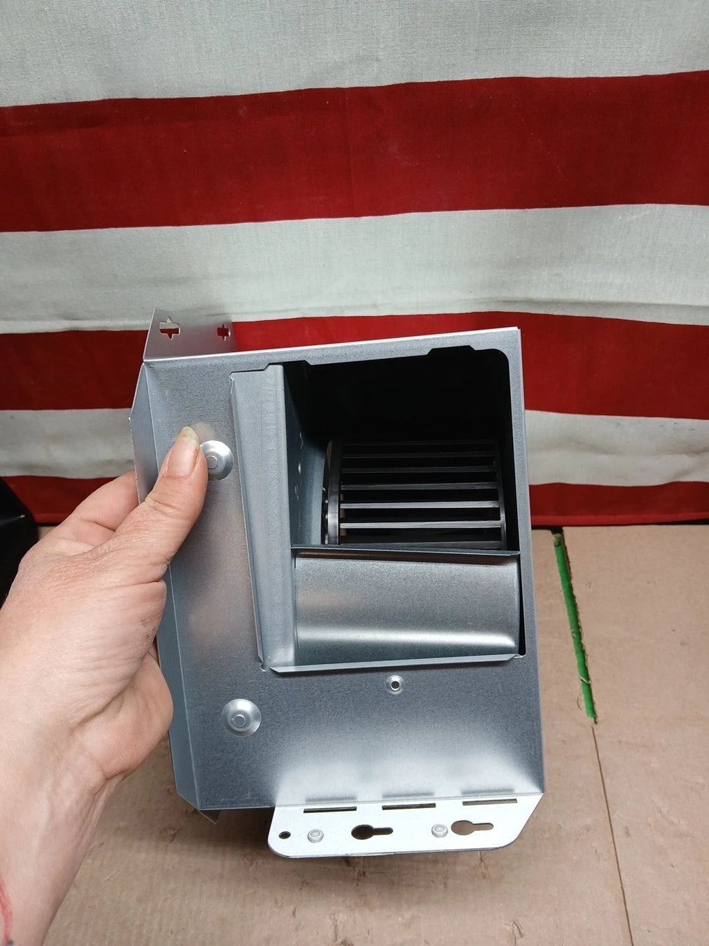 Broan NuTone BENL8 80 CFM Ceiling Bathroom Exhaust Fan w/ Light ' NEW OB