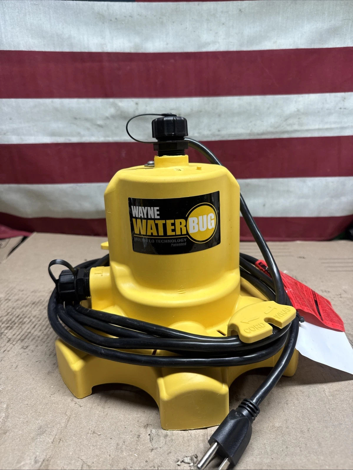 Wayne 1/6 HP WaterBUG Submersible Utility Pump with Multi-Flo Technology USED...