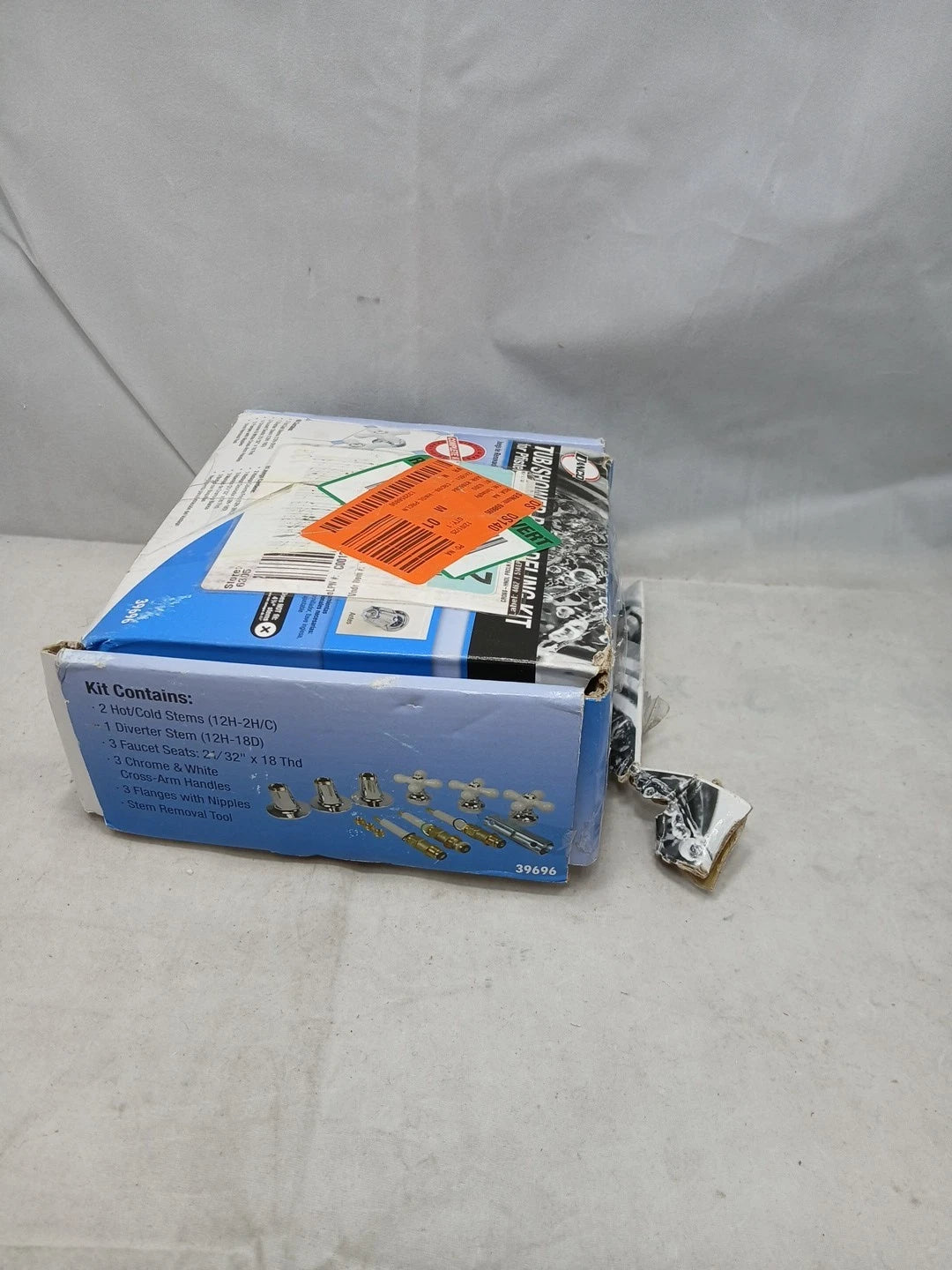 NEW Danco Tub/Shower Remodel Kit for Pfister - Porcelain Cross Arm - 39696 (ob)