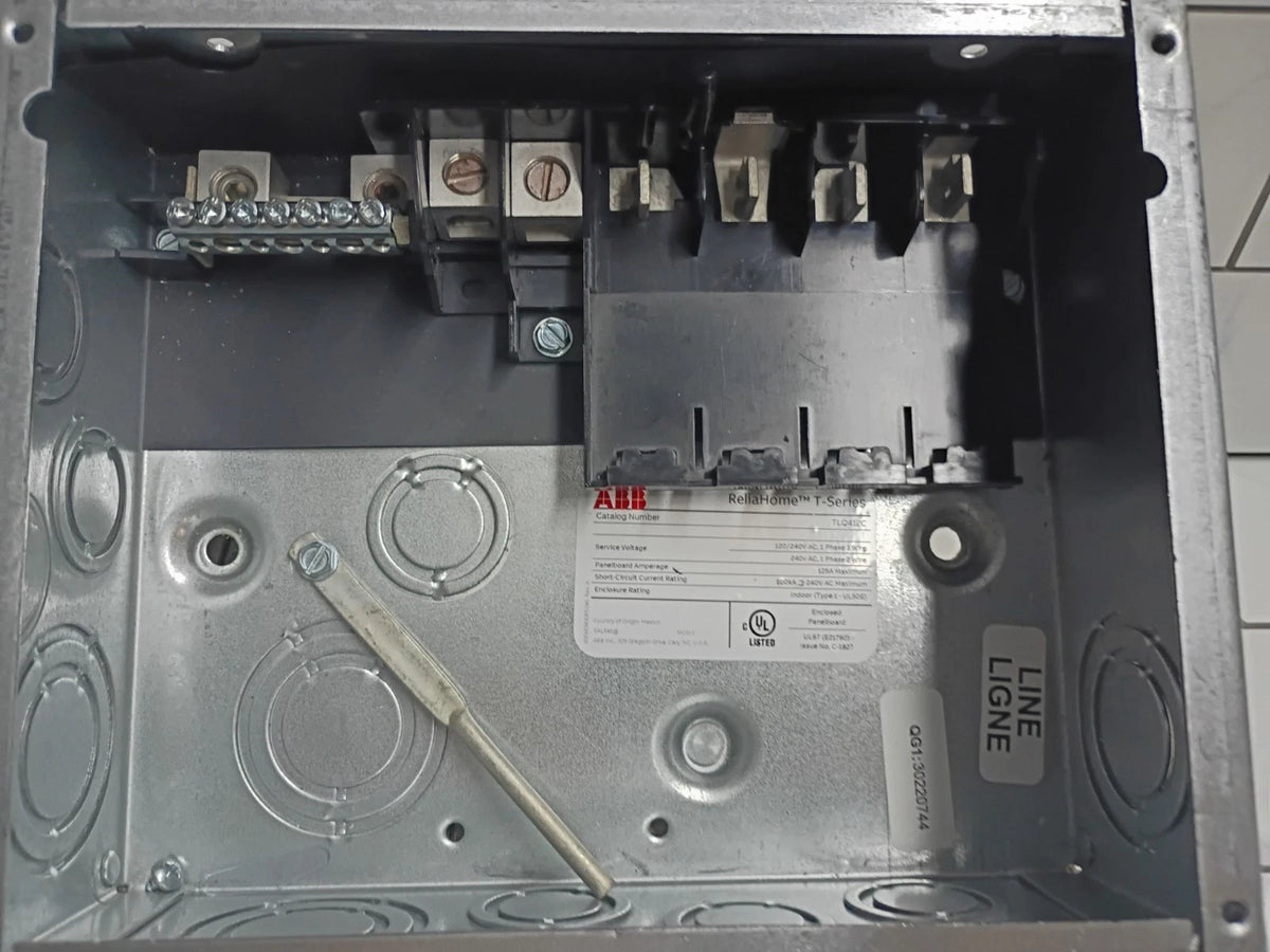 ABB TLQ412C 125 Amp 4 Space 8-Circuit Indoor NEMA 1 T-Series Load Center OB