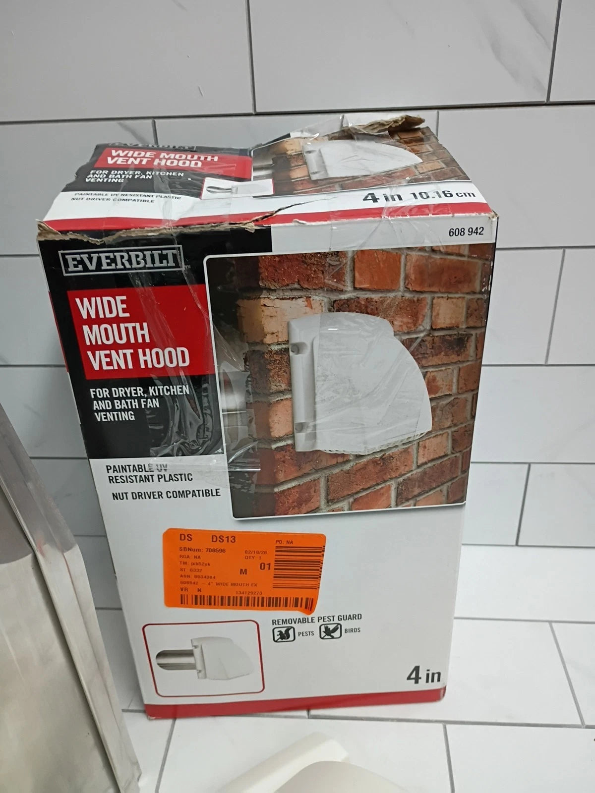 Everbilt Wide Mouth Dryer Vent Hood, Removable Pest Guard, White READ