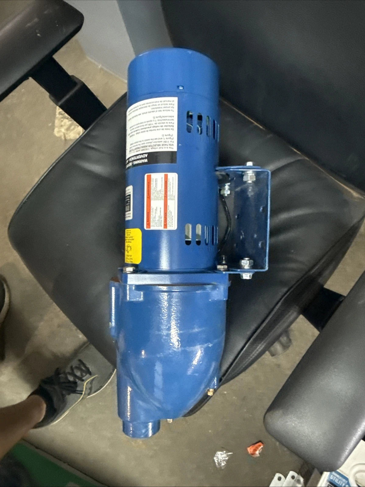 Everbilt 3/4 HP Cast Iron Shallow Well Jet Pump HDSWJ7 as is, *For Parts *