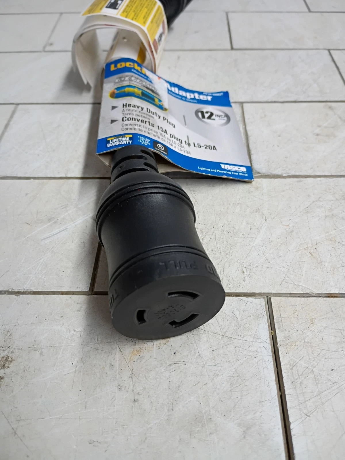 Tasco 04-00093T 1 Foot - 12 Guage Locking Adapter Lock 15A Plugto 20A Open Box