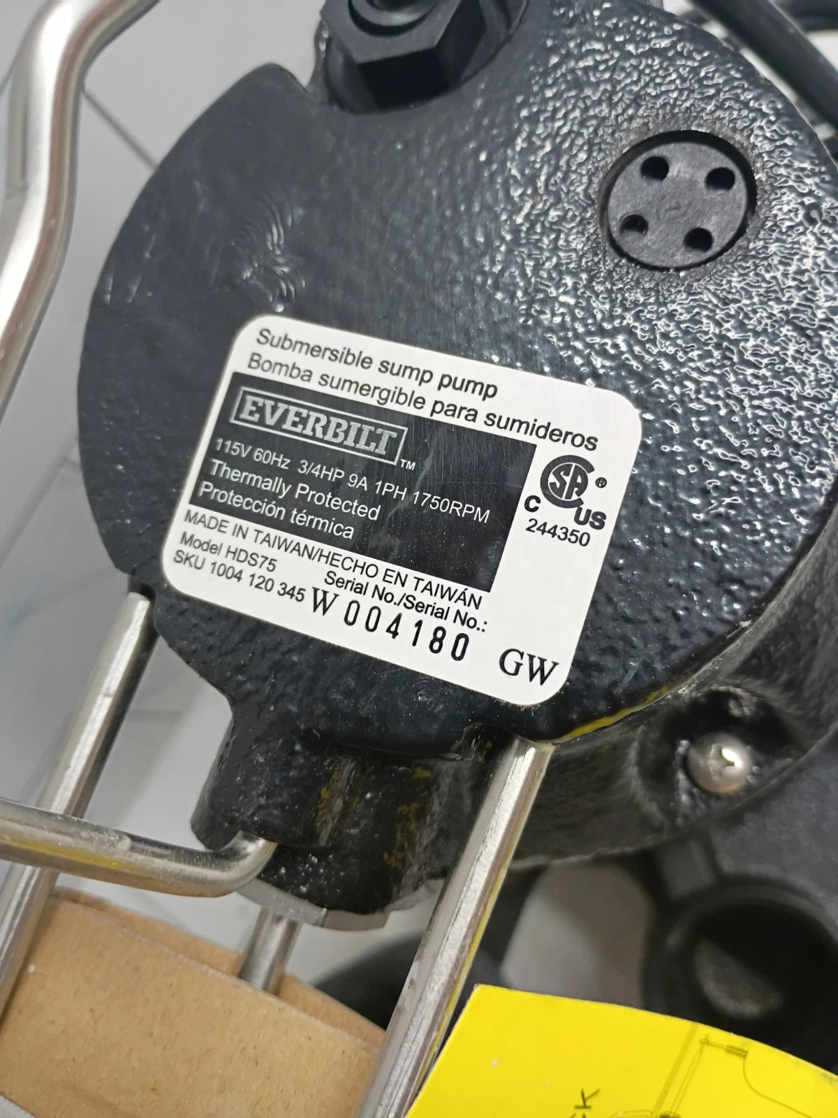 Everbilt 3/4HP Cast-Iron Pro-Grade Submersible Sump Pump 1004 120 345 Open Box