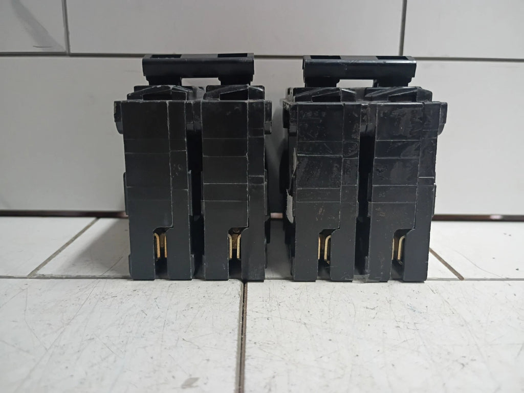(2 pack) Siemens Q230 30 Amp Circuit Breaker | 30 A, 2 Poles, 120/240V Open Box