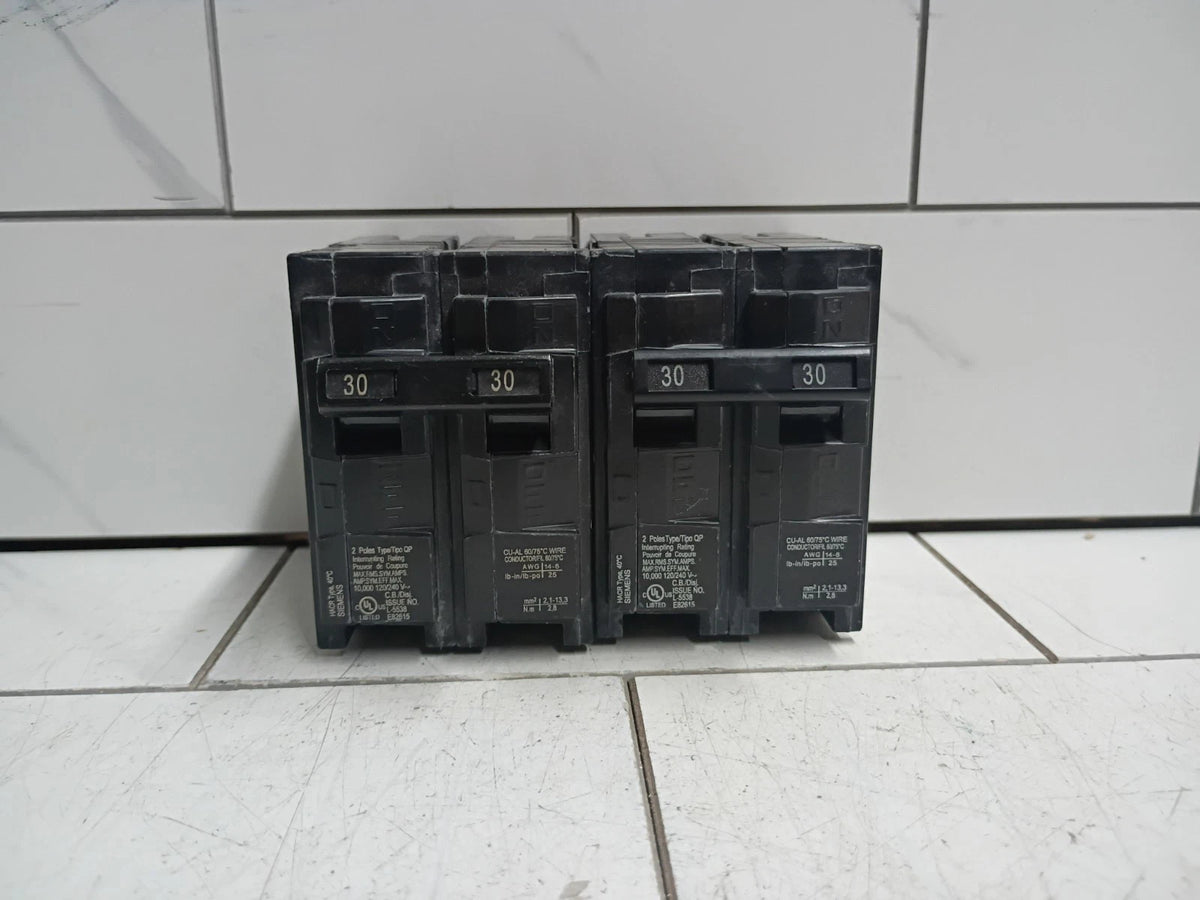 (2 Pack) Siemens QP Q230 2 Pole 30 Amp 240V Circuit Breaker plug Open Box