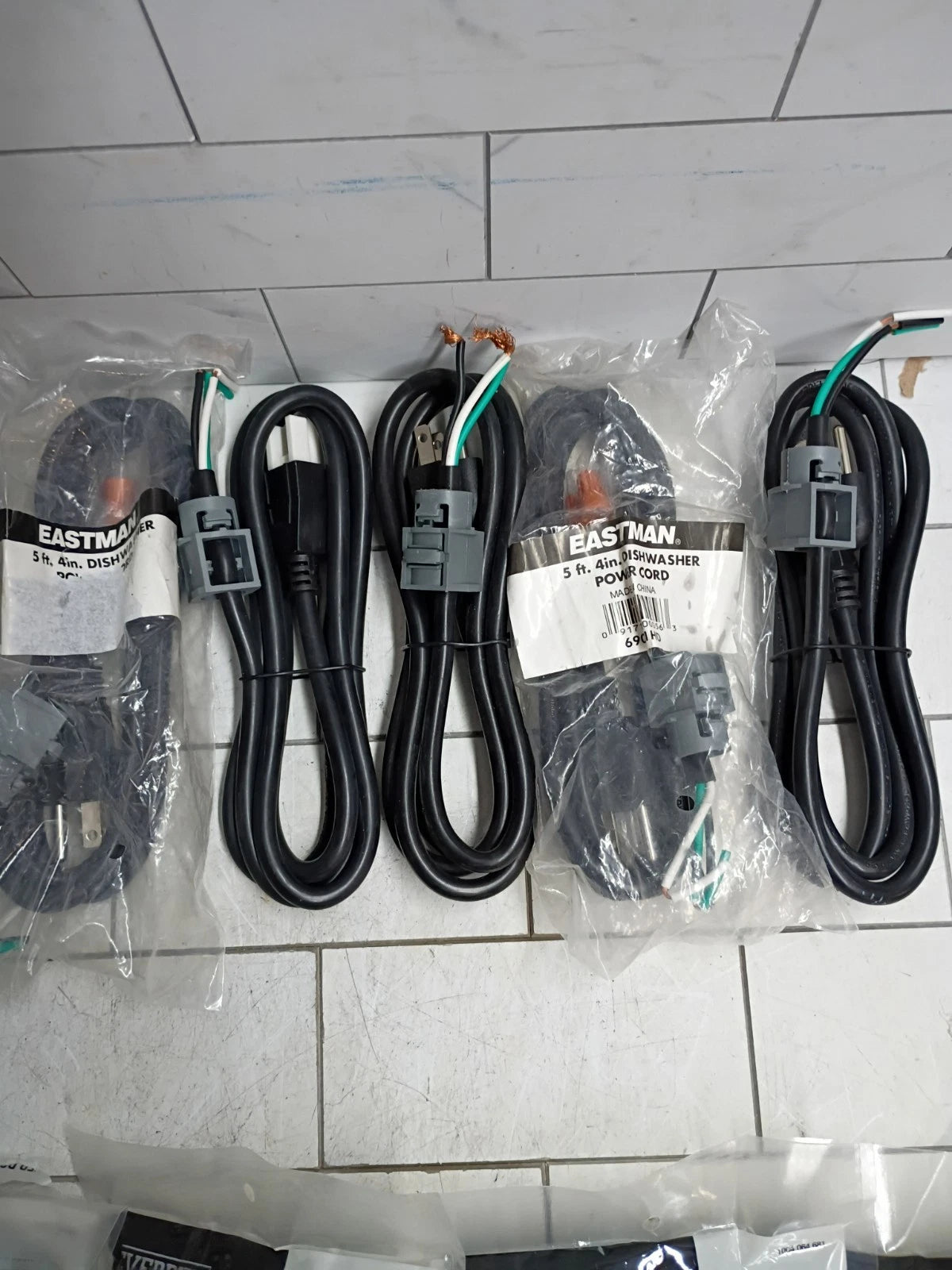 13pk 5 ft 4 Inches Dishwasher Power Cord 3-Wire /13 Amp/16 GA. Open Box, Read