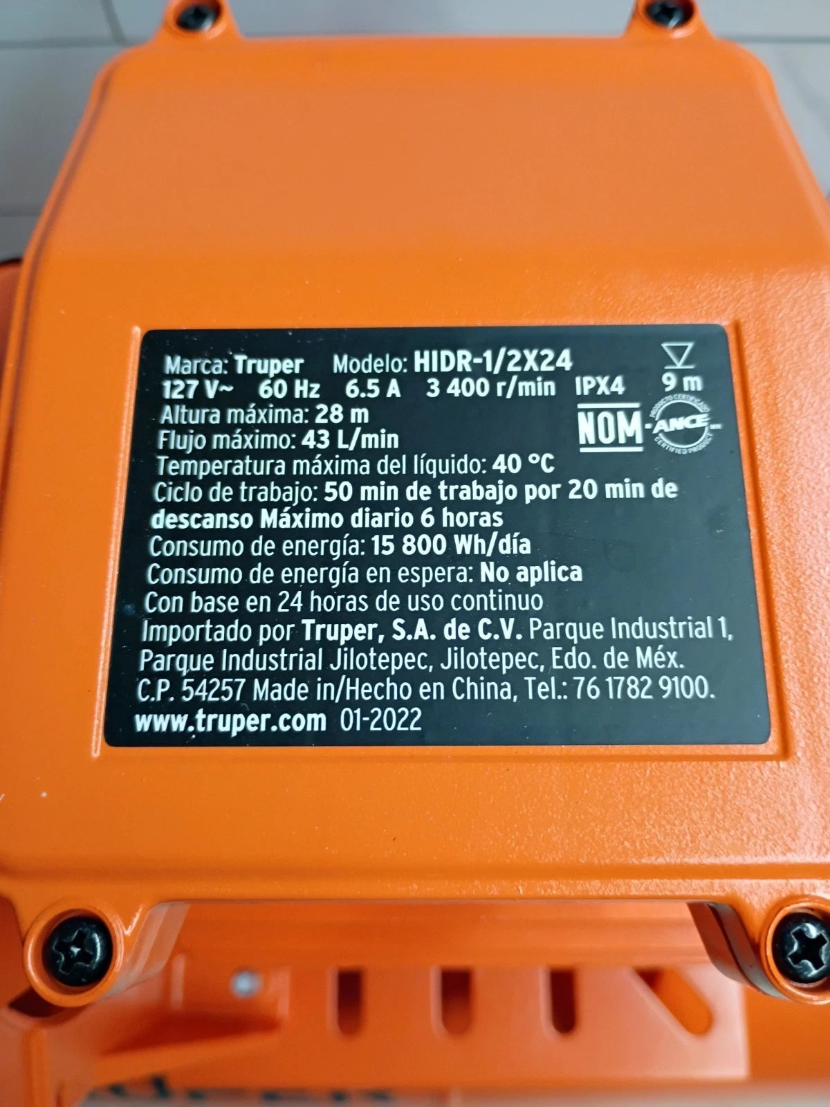 Truper HIDR-1/2X24 Hydropneumatic pump 1/2 HP, 24 liters Open Box, Read