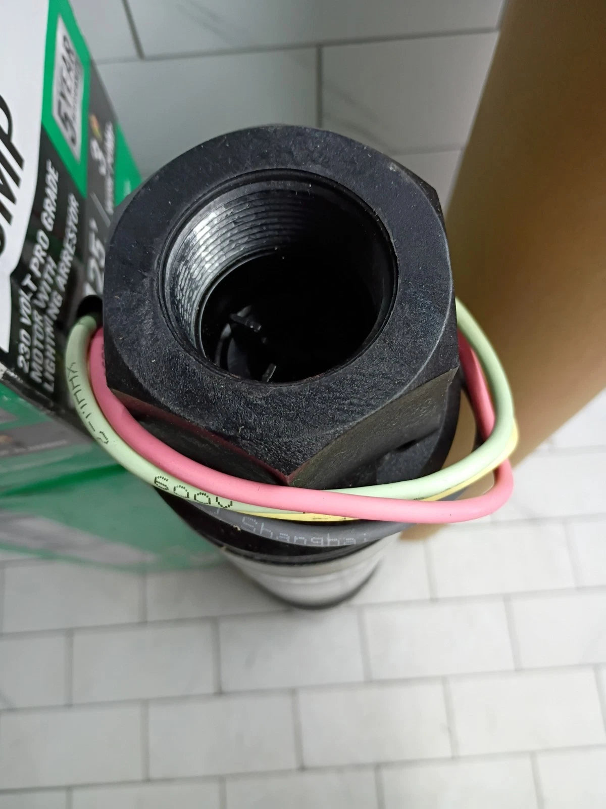 Everbilt 1HP Submersible 3-Wire 20GPM Well Pump HDSUB10-203 NEW OPEN BOX.
