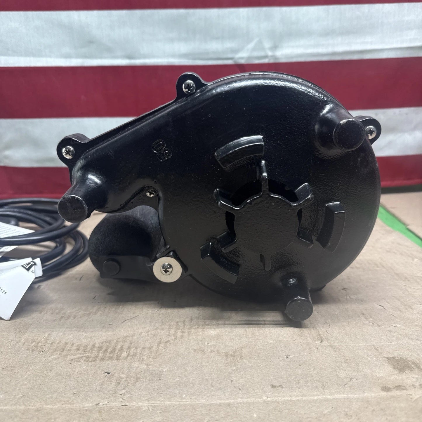 Everbilt 1/2 HP. Cast Iron Sump Pump Model # HDS50 OPEN BOX.