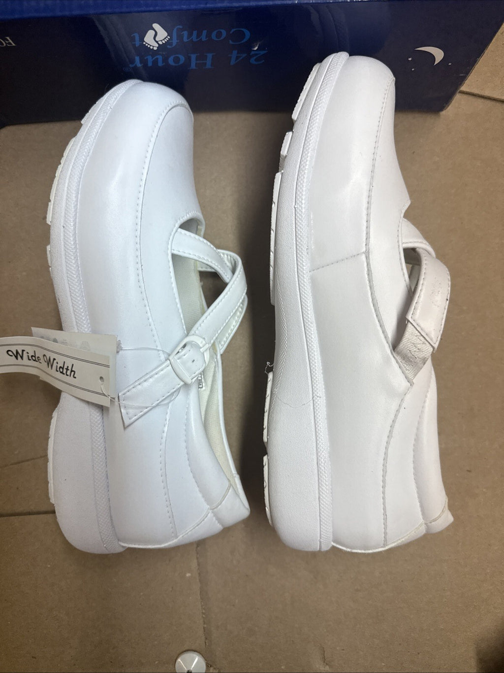 24 HOUR COMFORT Susan Women's 9 Wide Width Criss-Cross Strap Leather Shoes Nurse