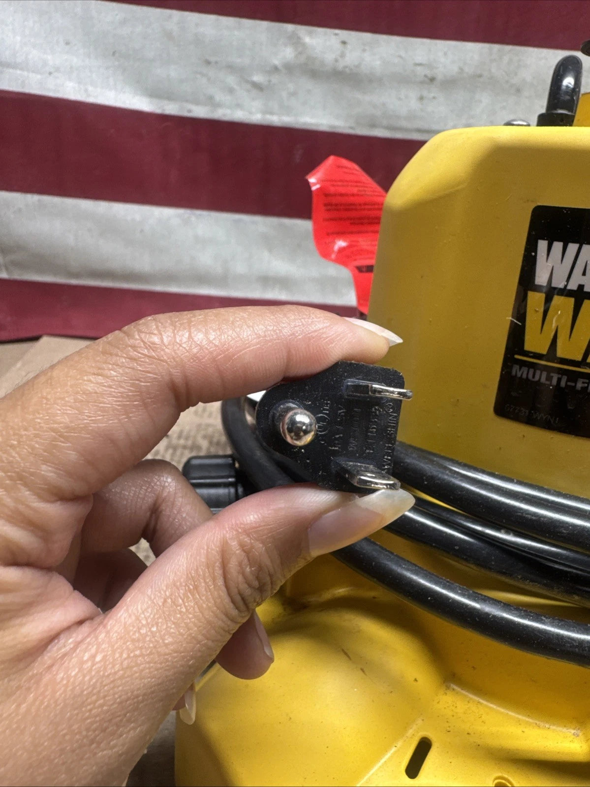 Wayne 1/6 HP WaterBUG Submersible Utility Pump with Multi-Flo Technology USED,