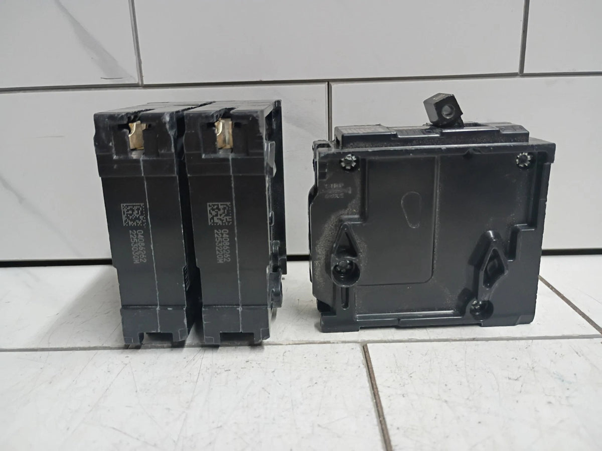 (3 Pack) SIEMENS Q120 CIRCUIT BREAKER, 120/240-VOLT, 1-POLE, 20-AMP OPEN BOX