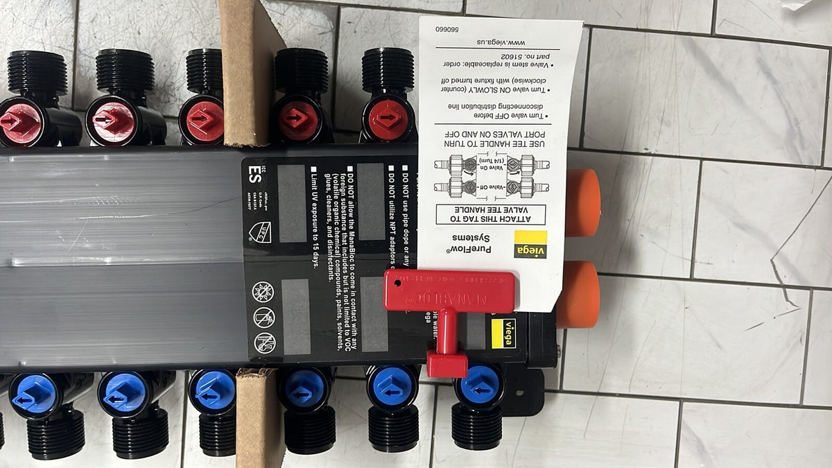 Viega 49620 24 Port MANABLOC port Polysulfone Distribution (9 Hot 15 Cold) New