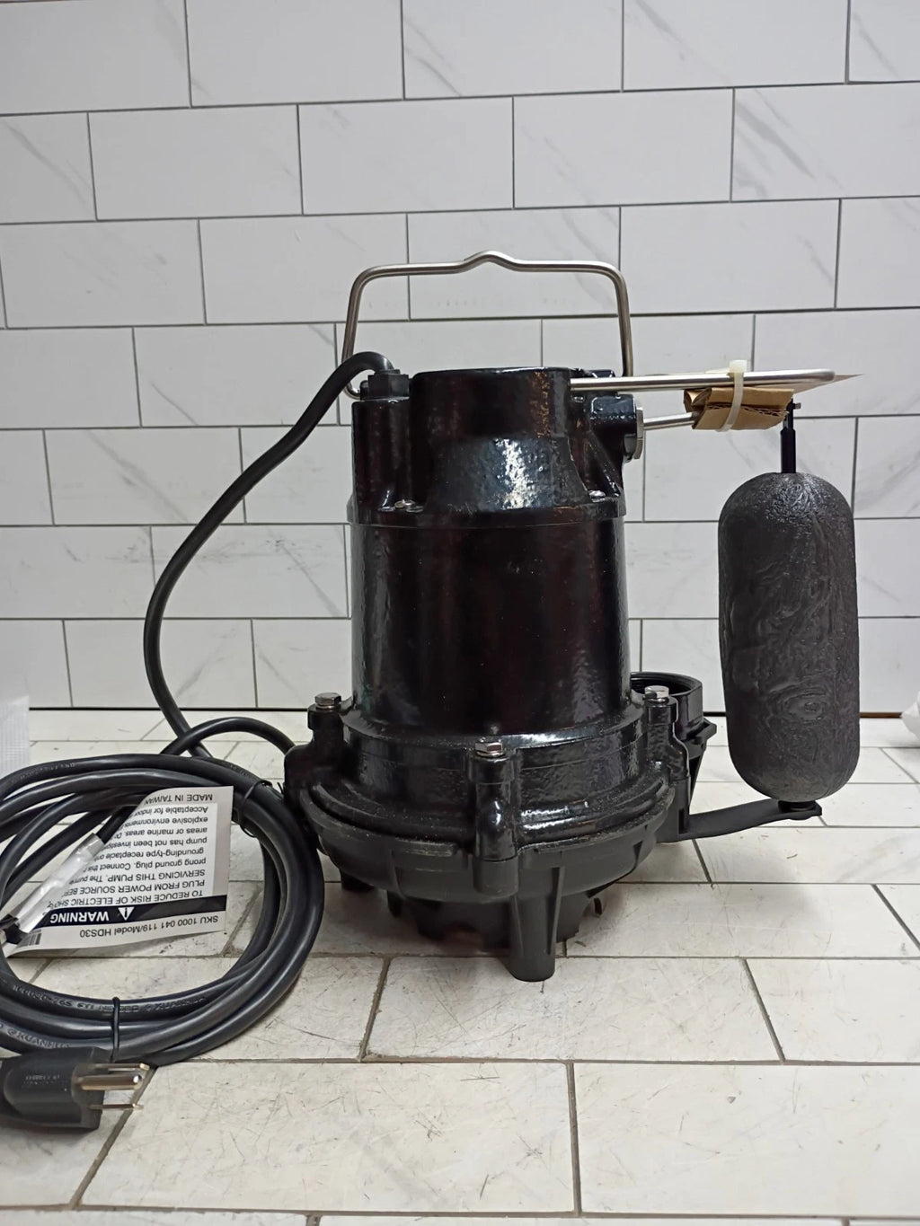 Everbilt 1/3 HP Cast Iron Submersible Sump Pump HDS30 NOB
