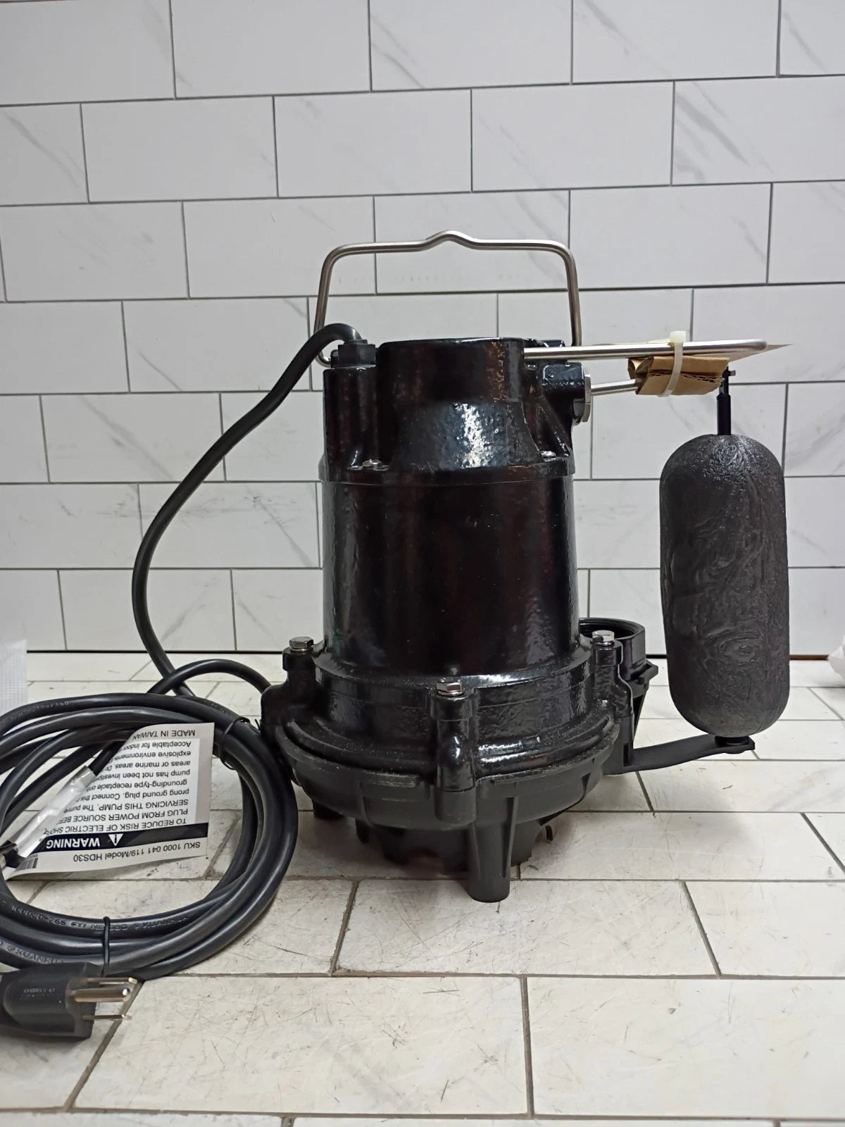 Everbilt 1/3 HP Cast Iron Submersible Sump Pump HDS30 NOB