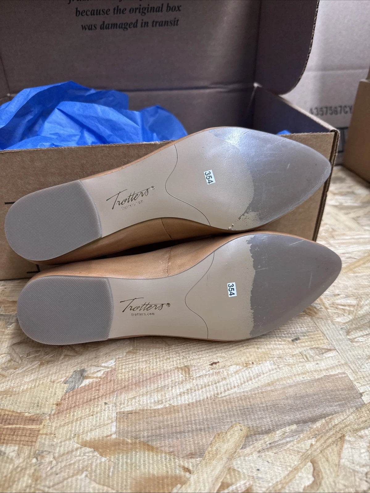 Trotters Women’s Estee Woven Ballet Flat Size 6.5 Tan