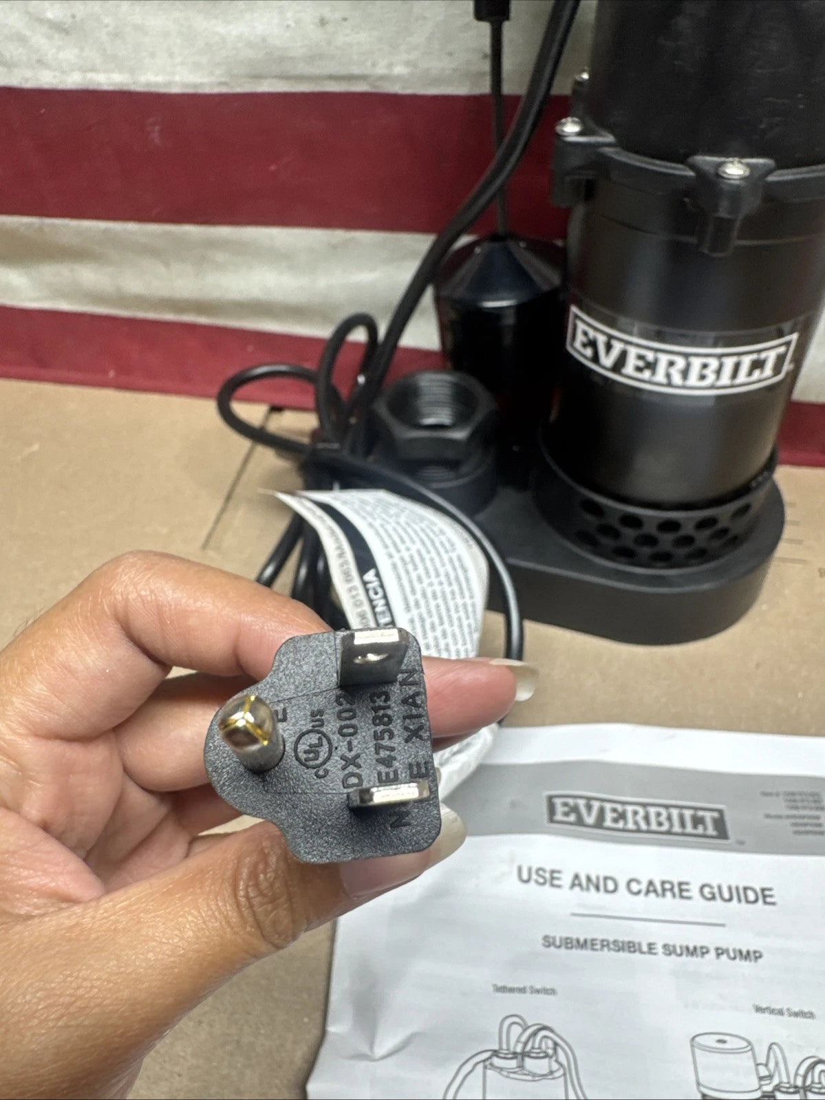 Everbilt HDSP50V 1/2 HP Submersible Sump Pump Thermoplastic Vertical., Open Box.