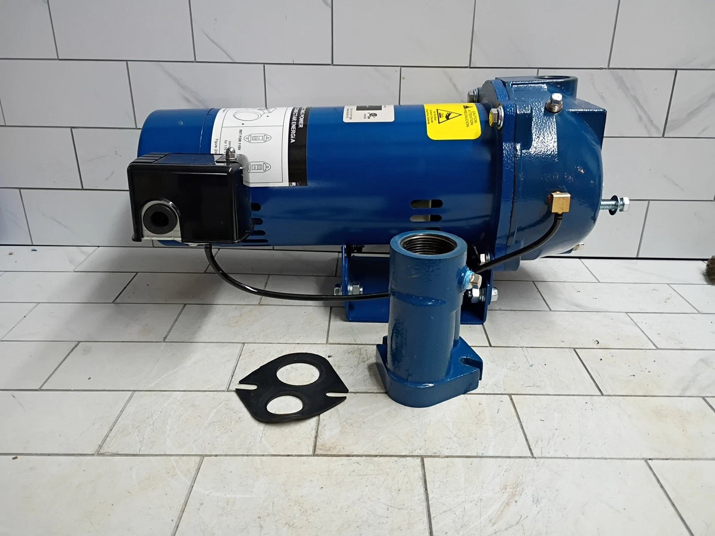 Everbilt 1 HP Professional Convertible Jet Pump. Read Description*PARTS ONLY*