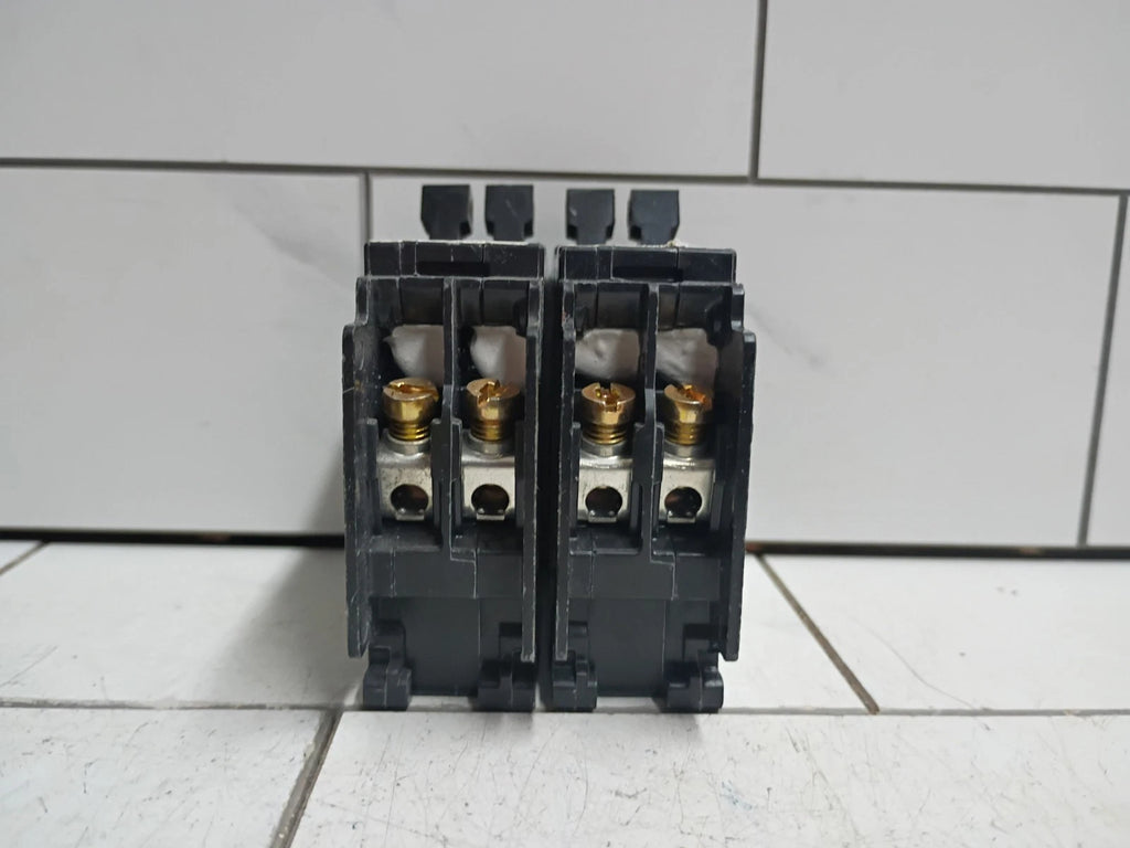 (2 Pack) Siemens Q2020NCU Type QT 20A 1-Pole 120/240V Tandem Breaker, OPEN BOX