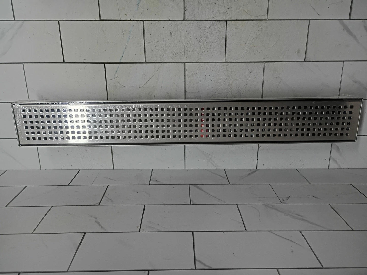 24 in. Stainless Steel Linear Shower Drain with Square Pattern Drain Cover NEW
