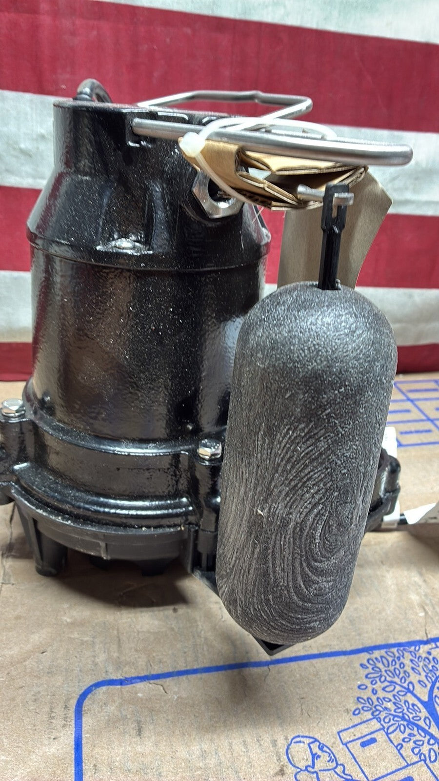 Everbilt HDS30 1/3 HP Cast Iron Submersible Sump Pump open box