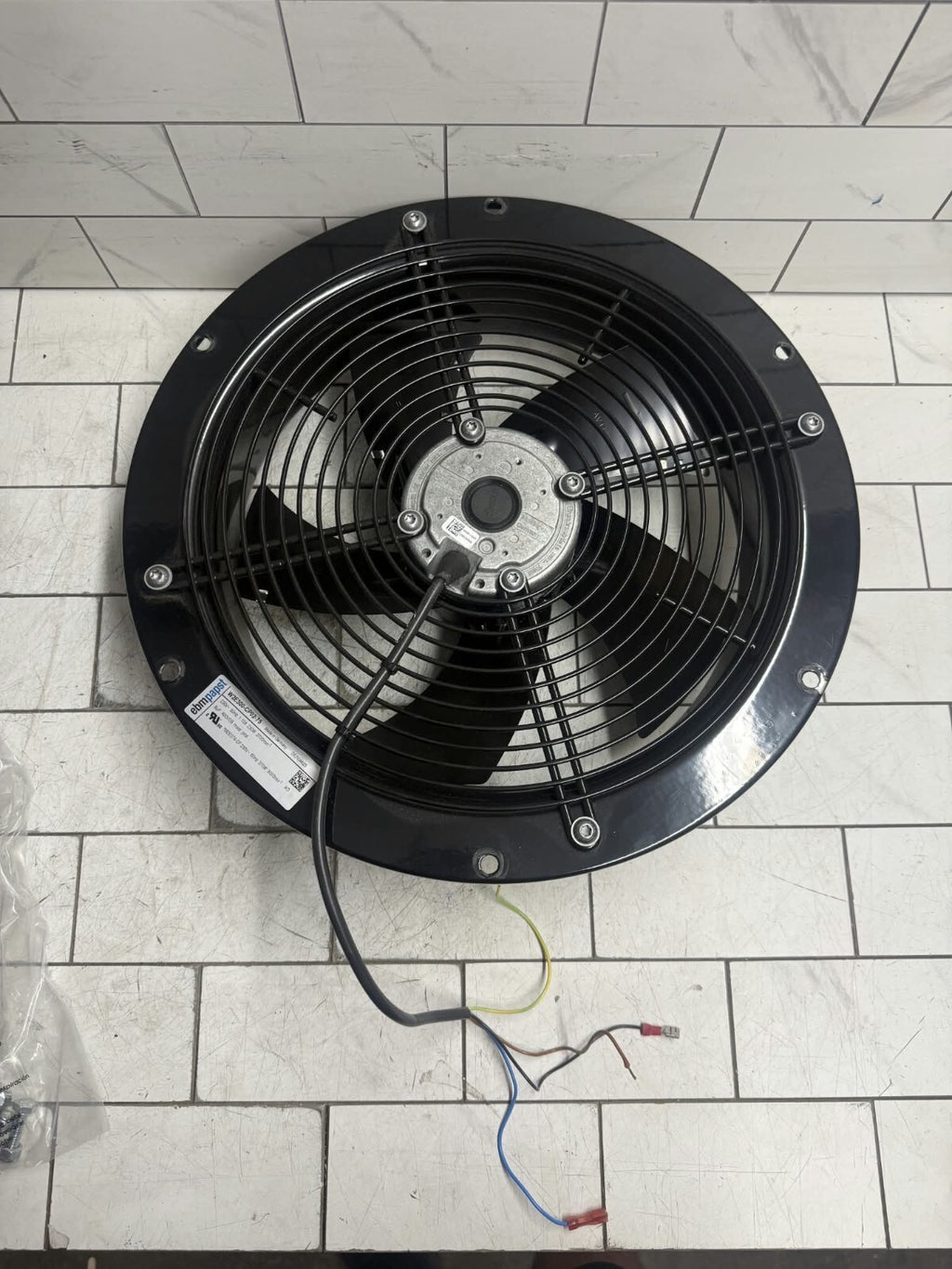 Ebmpapst W2E300-CP02-75 230V 50Hz 370W 3000RPM Axial Fan Blower M2E074-DF READ