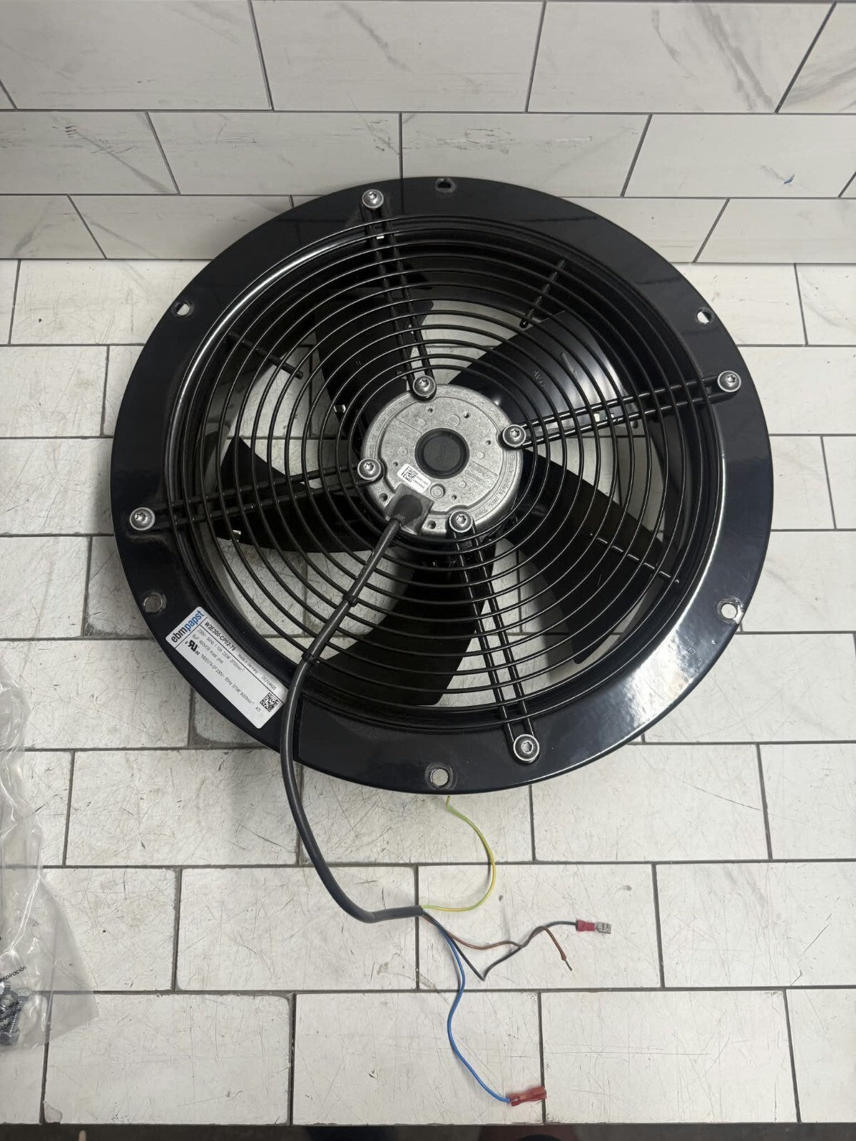 Ebmpapst W2E300-CP02-75 230V 50Hz 370W 3000RPM Axial Fan Blower M2E074-DF READ