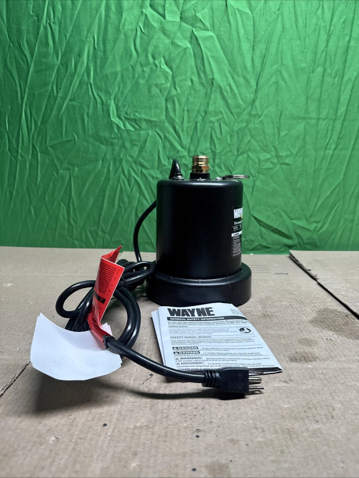 Wayne TSC130 Multi-Use pump 1000 Gallons/Hour Thermoplastic NEW OPEN BOX.