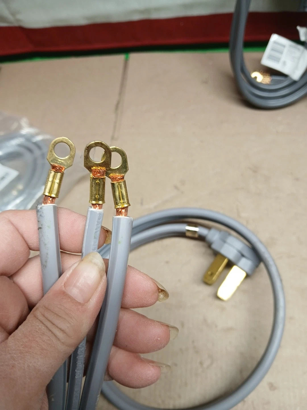 Lot Of Range And Dryers Cords Everbilt (See Discription) Below