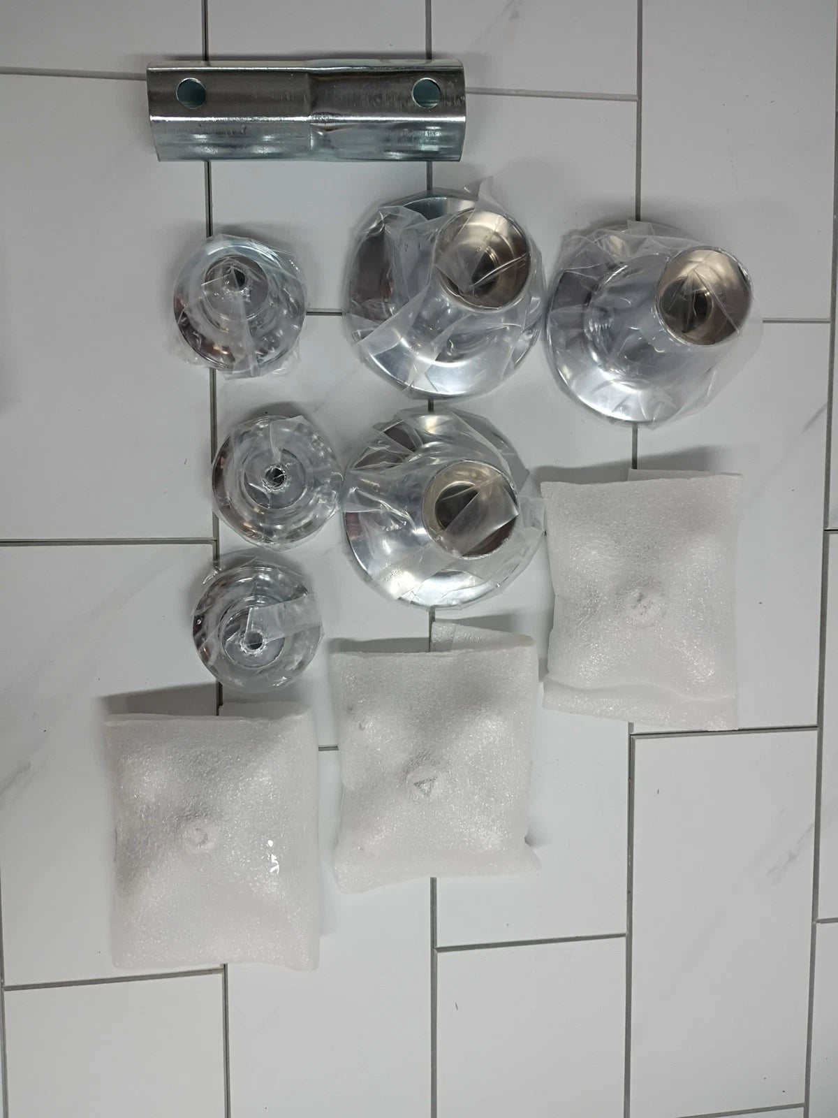 Danco 39696 Porcelain Cross-Handle Bathtub & Shower Rebuild Kit for Pfister