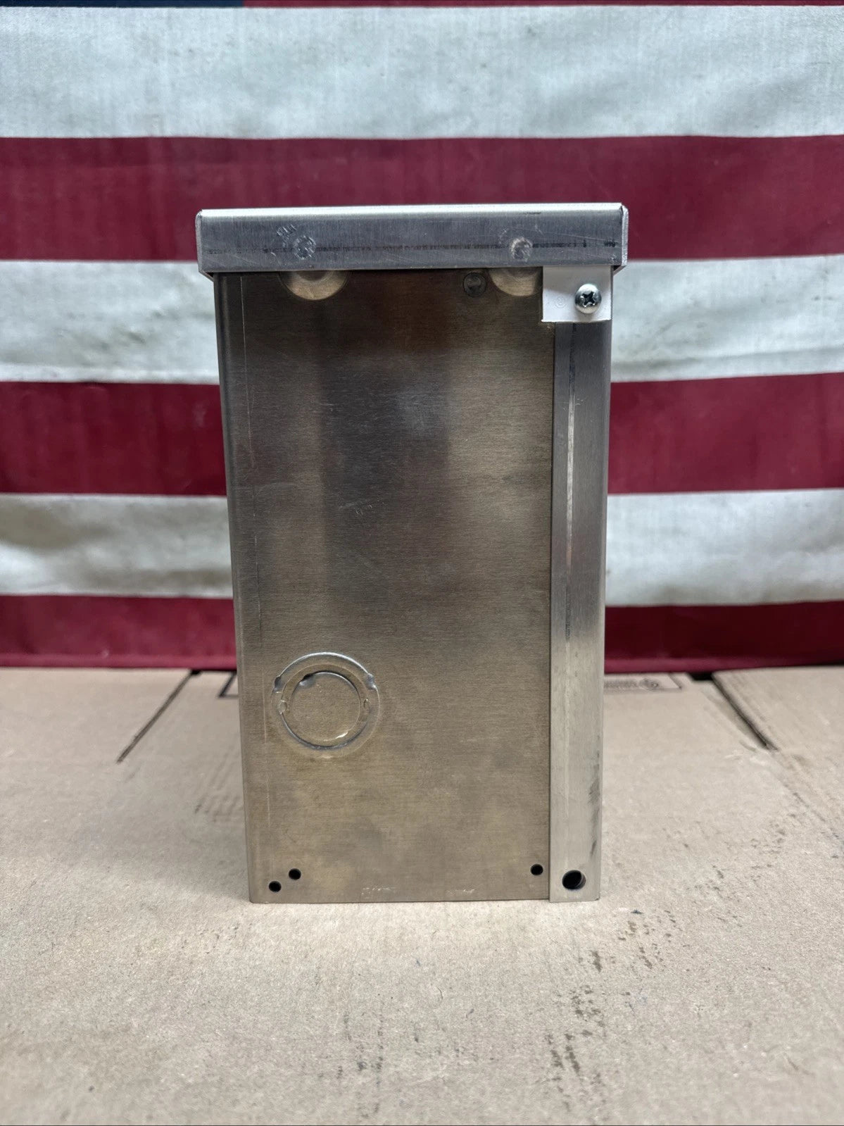 Generac Model#: G0063771 30-Amp 1-2 Circuit Manual Transfer SwitchBase