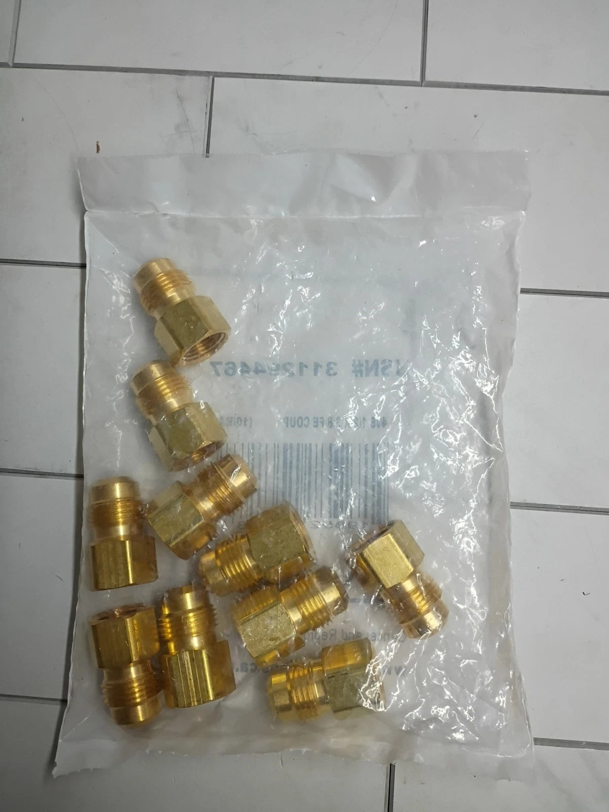 10 Count Anderson Metals 311294467 1/2" Flare x 3/8" FIP Brass Coupling New