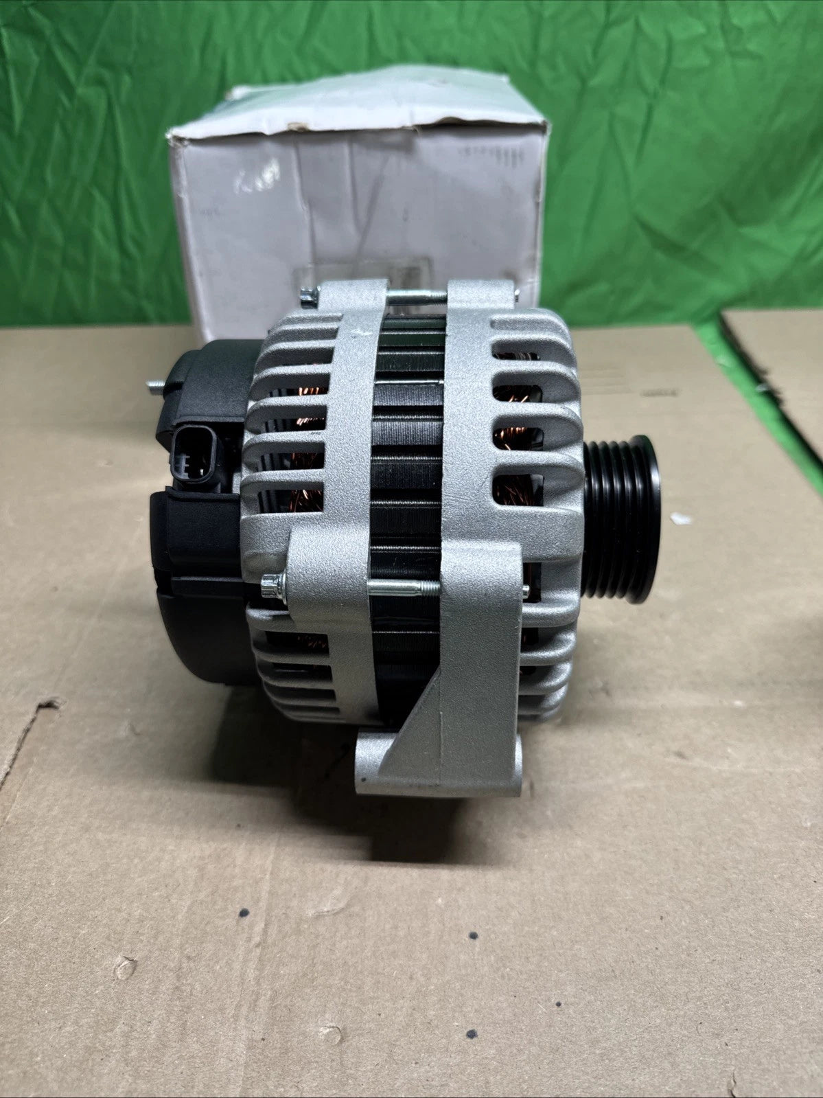 Alternator For GMC Envoy 2007-2008 Sierra 1500 2005-2007 90-01-4456; 400-12247