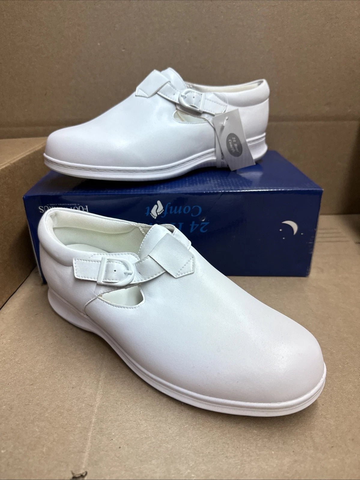 24 HOUR COMFORT Willa Women's Wide Width Leather Shoes size 10 nurse