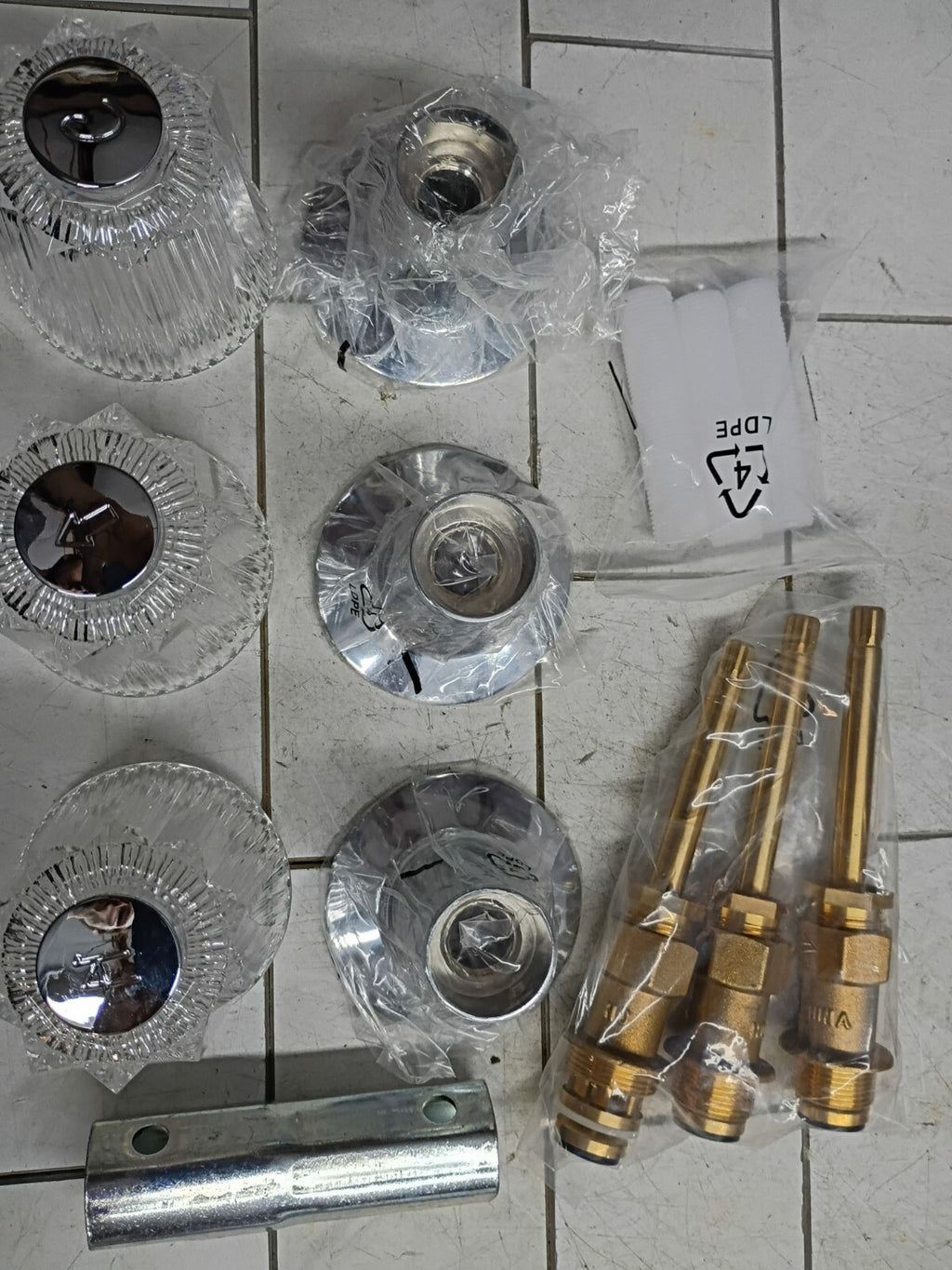 1pk Danco 39630 Tub Shower Rebuild Kit  For Pfister. - OPEN BOX Complete Set