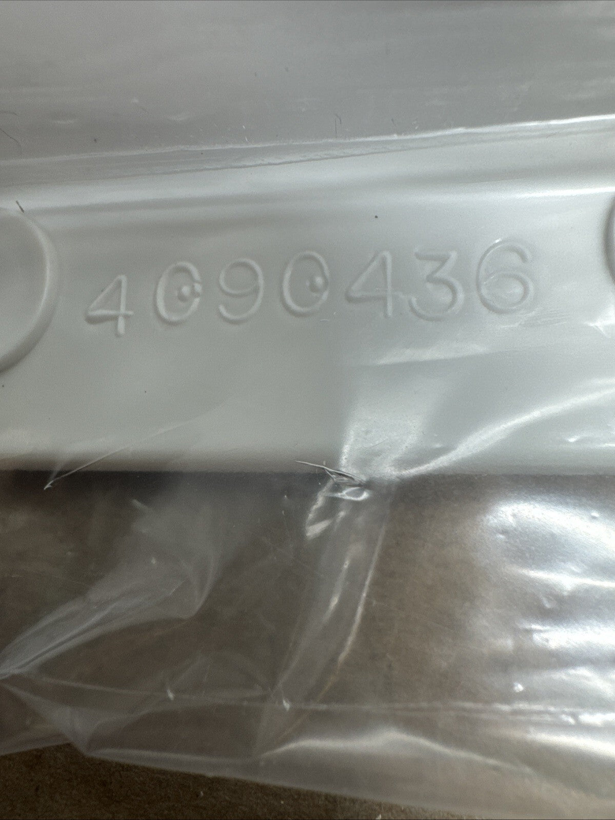 RM2043 Ventilation Kit For Use W/ Domestic Refrigerators-Vent Base 23X8” aprox