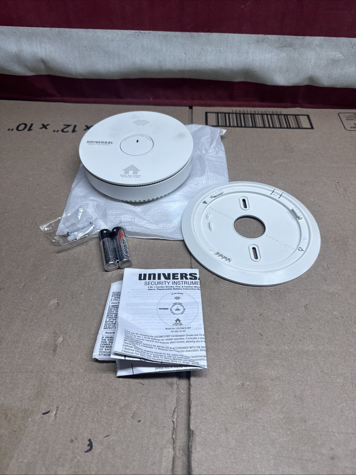 USI 3-Year Replaceable Battery Smoke & Carbon Monoxide Detector Voice Alarm LED