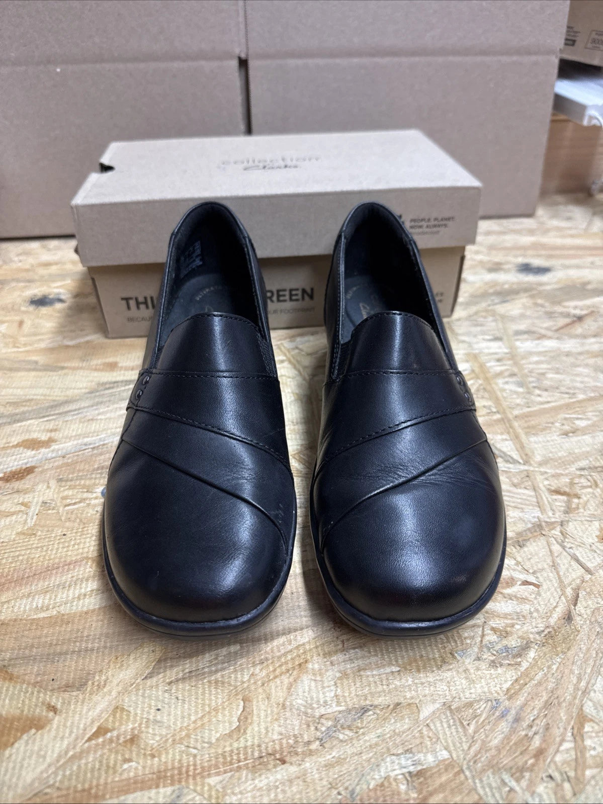 Clarks Womens May Marigold Black Heels Size 7 (2504229)