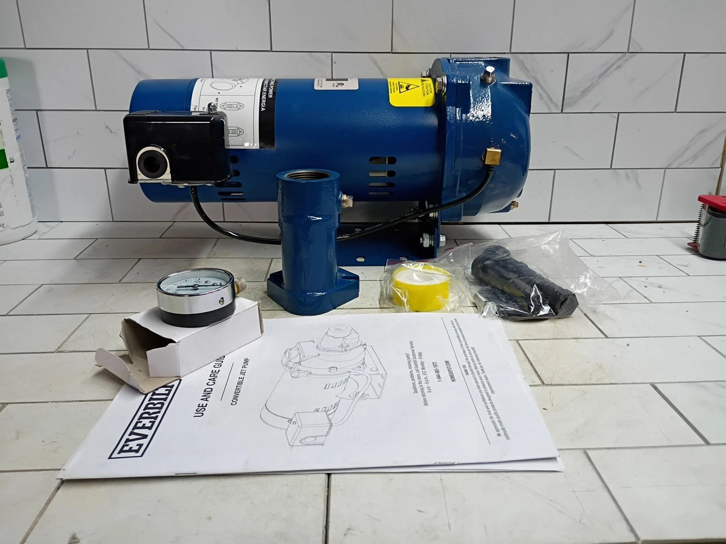 Everbilt 1 HP Professional Convertible Jet Pump NEW OPEN BOX