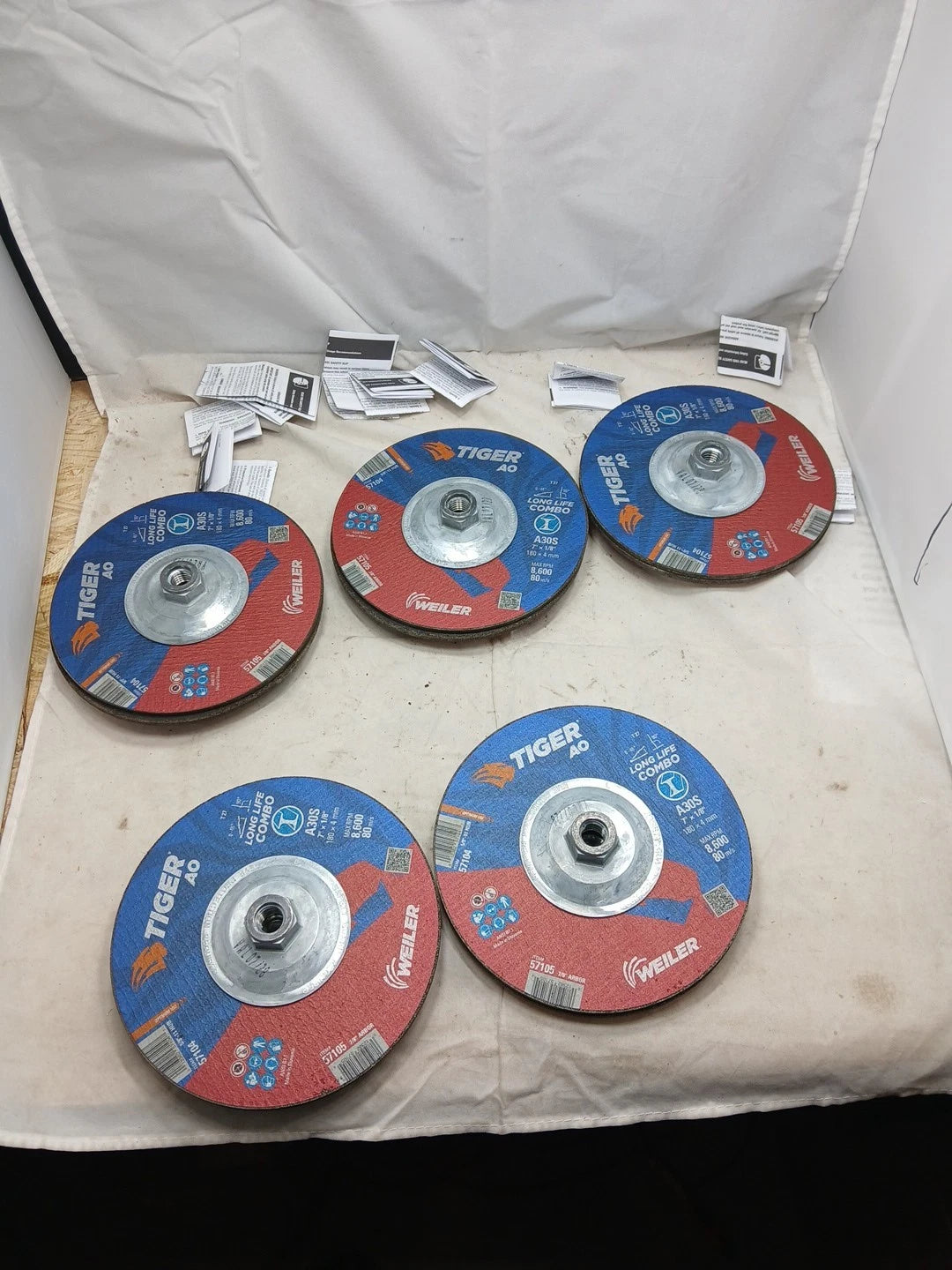 10Pk Weiler 57104 7" Cut/Grind Wheel 1/8" 5/8-11A T27 30GR A0, Box of 10 New OB