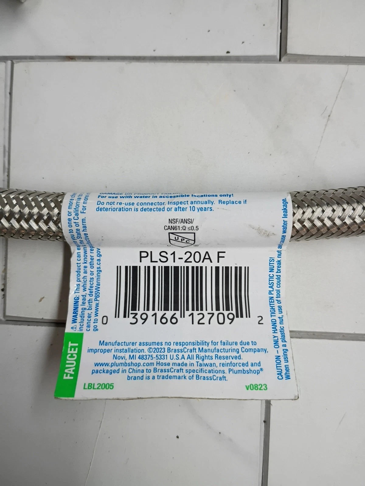 7pk 3/8 in. x 1/2 in FIP x 20 in Length Braided Stainless Steel Faucet connector