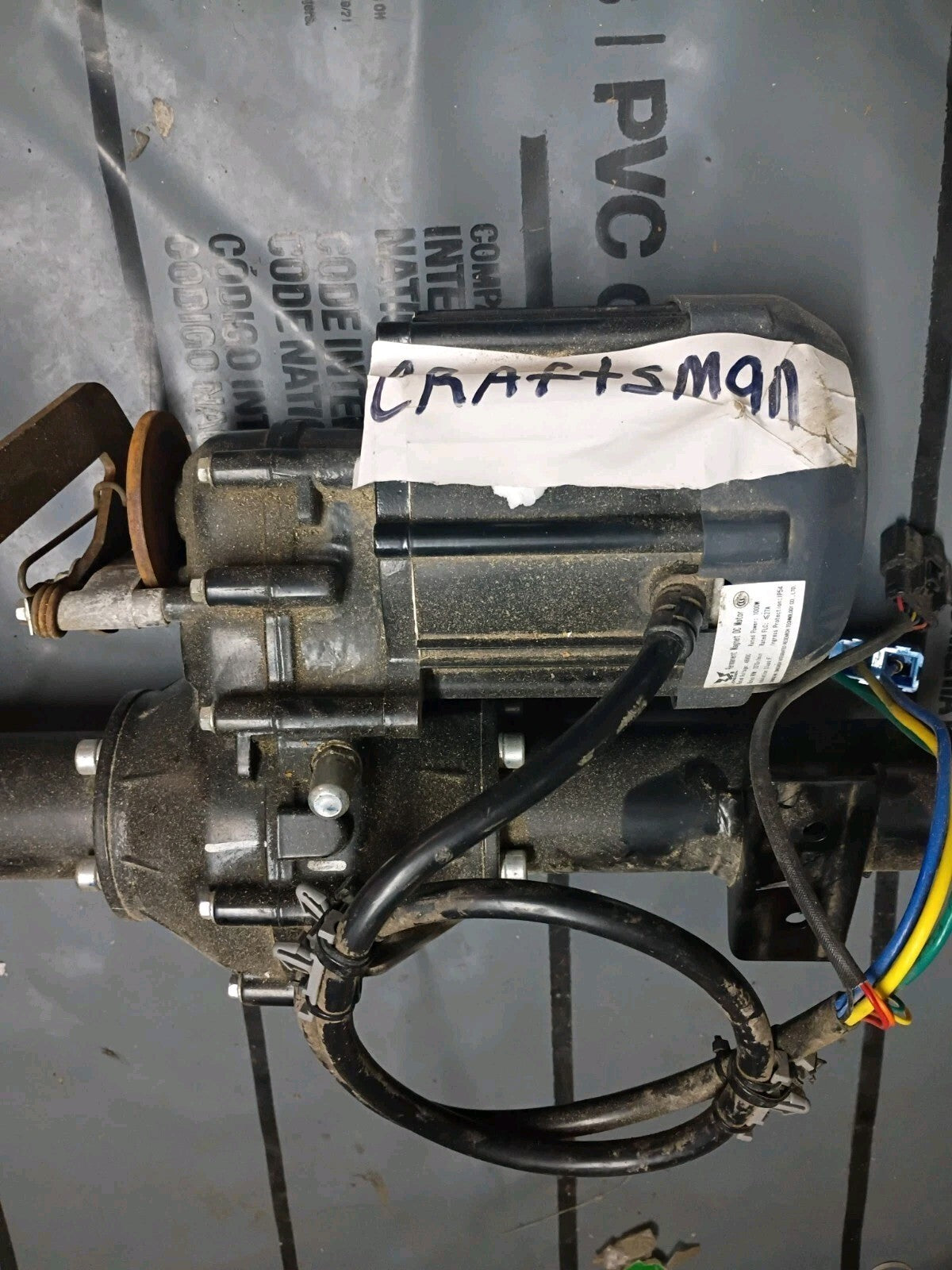Craftsman- REAR END Transaxle ASSEMBLY 28" Wide  Electric Riding Lawn Mower Used