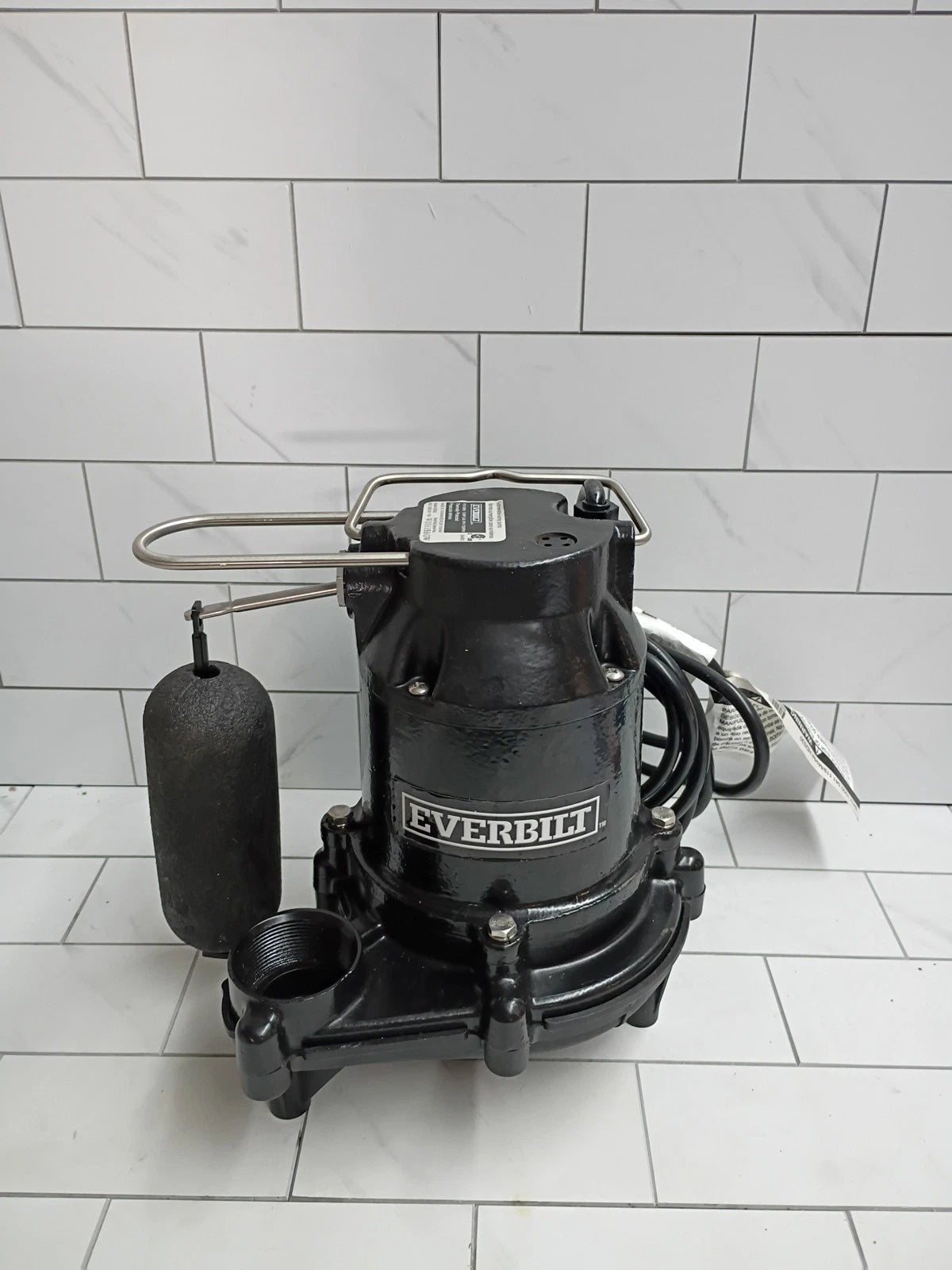 Everbilt 1000041119 1/3 HP Cast Iron Submersible Sump Pump New Open Box