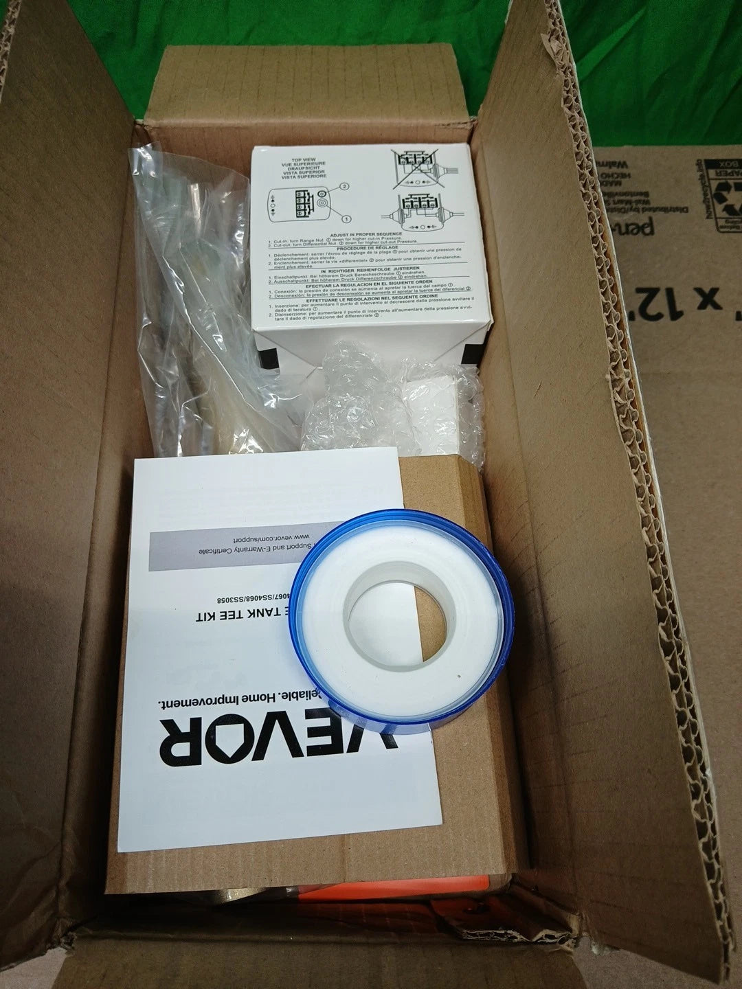 VEVOR 1" x 11" Well Pressure Tank Tee Kit 40/60PSI Switch Fit Tanks up to 16 in