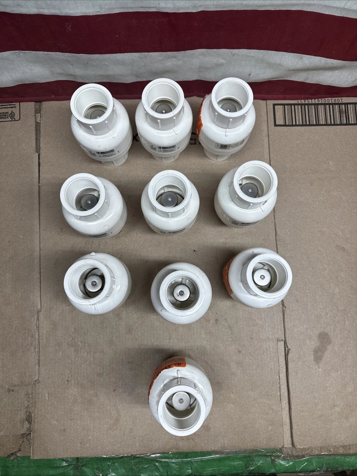 Lot Of 10 Check Valve PVC 1-1/4" 123122