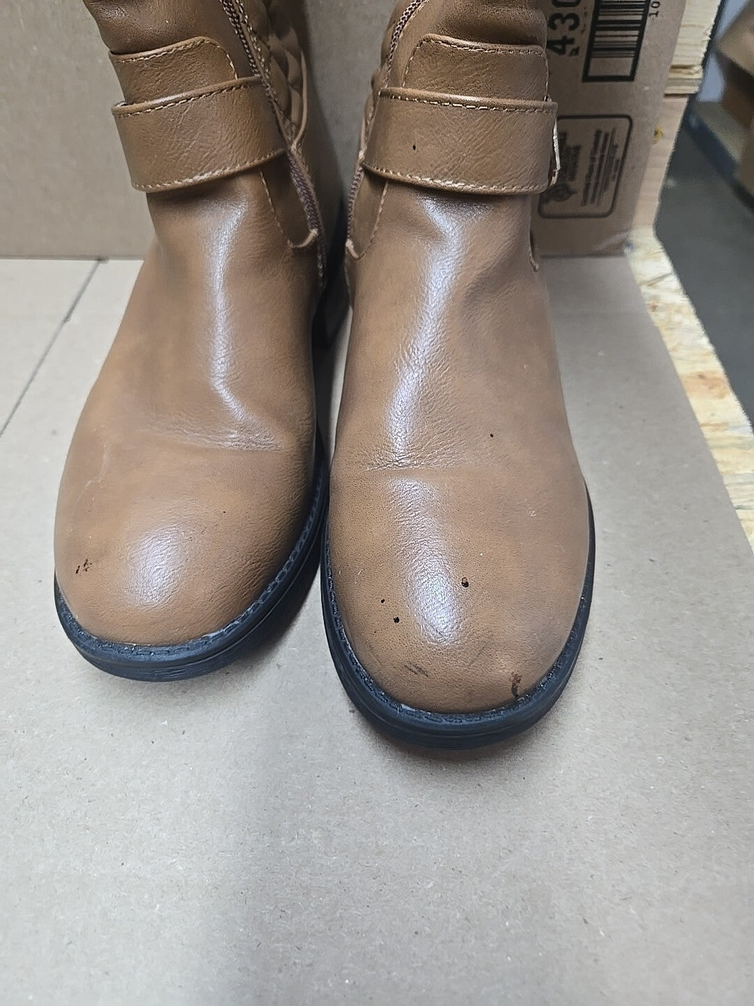 DREAM PAIRS Women's Wide Calf Comfortable Winter Knee High Riding Boots Sz 8.5