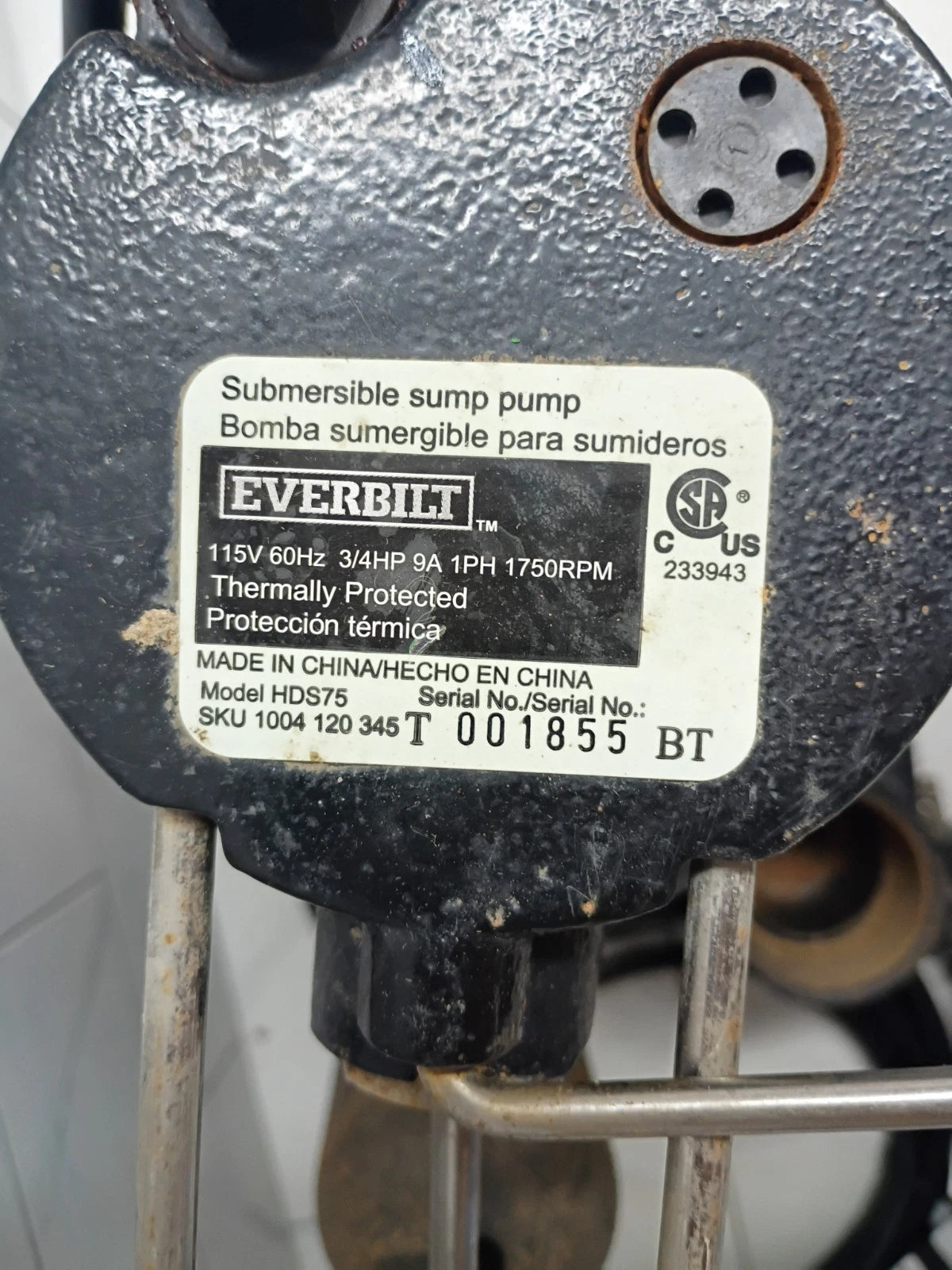 Everbilt 3/4HP Cast-Iron Pro-Grade Submersible Sump Pump 1004 120 345 Used