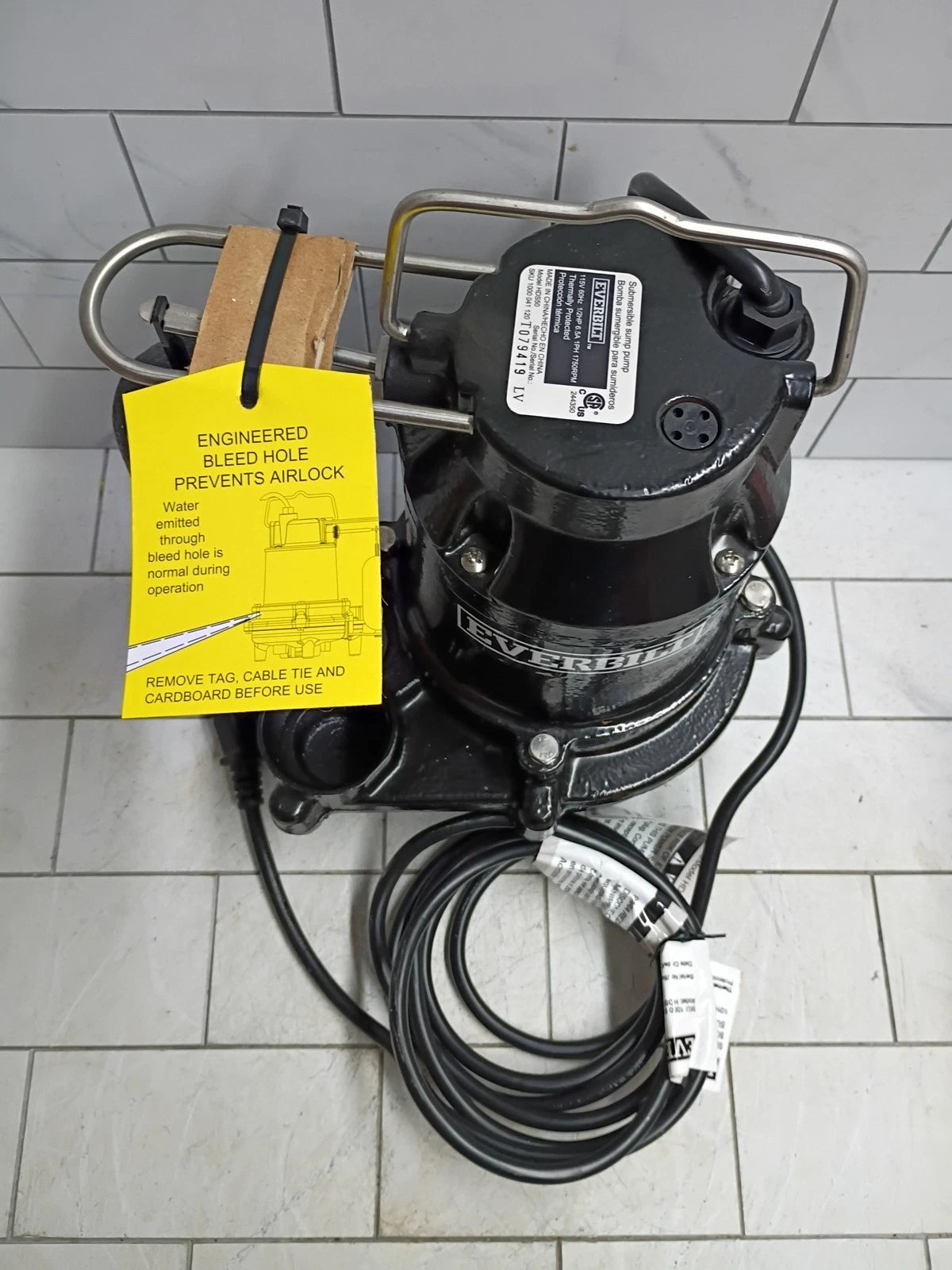 Everbilt HDS50 1/2 HP Cast Iron Submersible Sump Pump open box